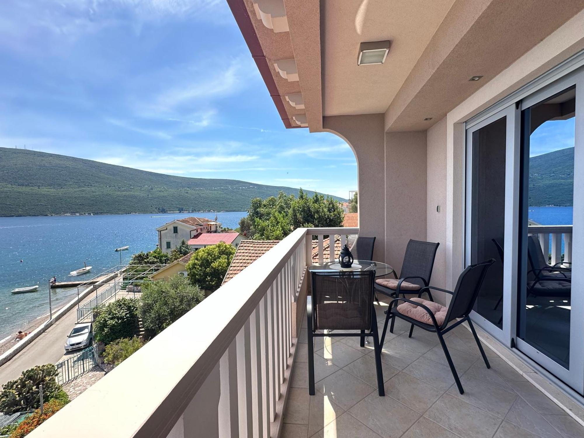 Vila Jadranka Apartments Herceg Novi Exterior photo